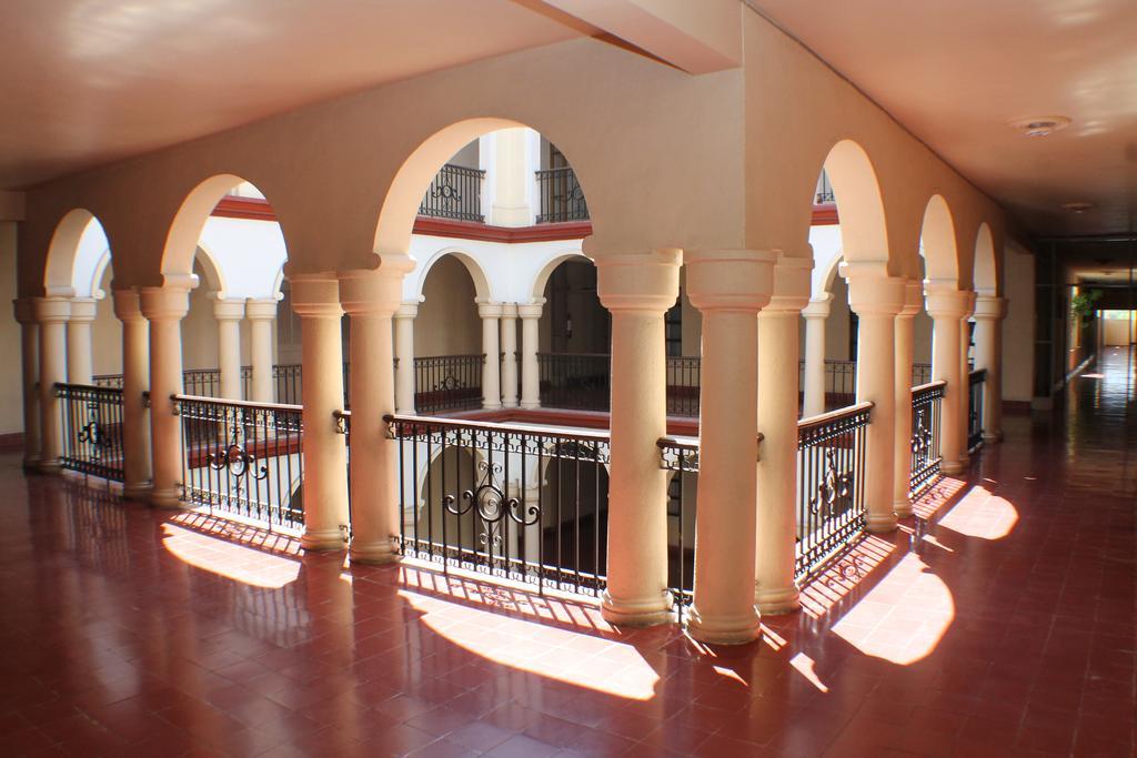 Hotel Los Monteros Сьюдад-Виктория Экстерьер фото